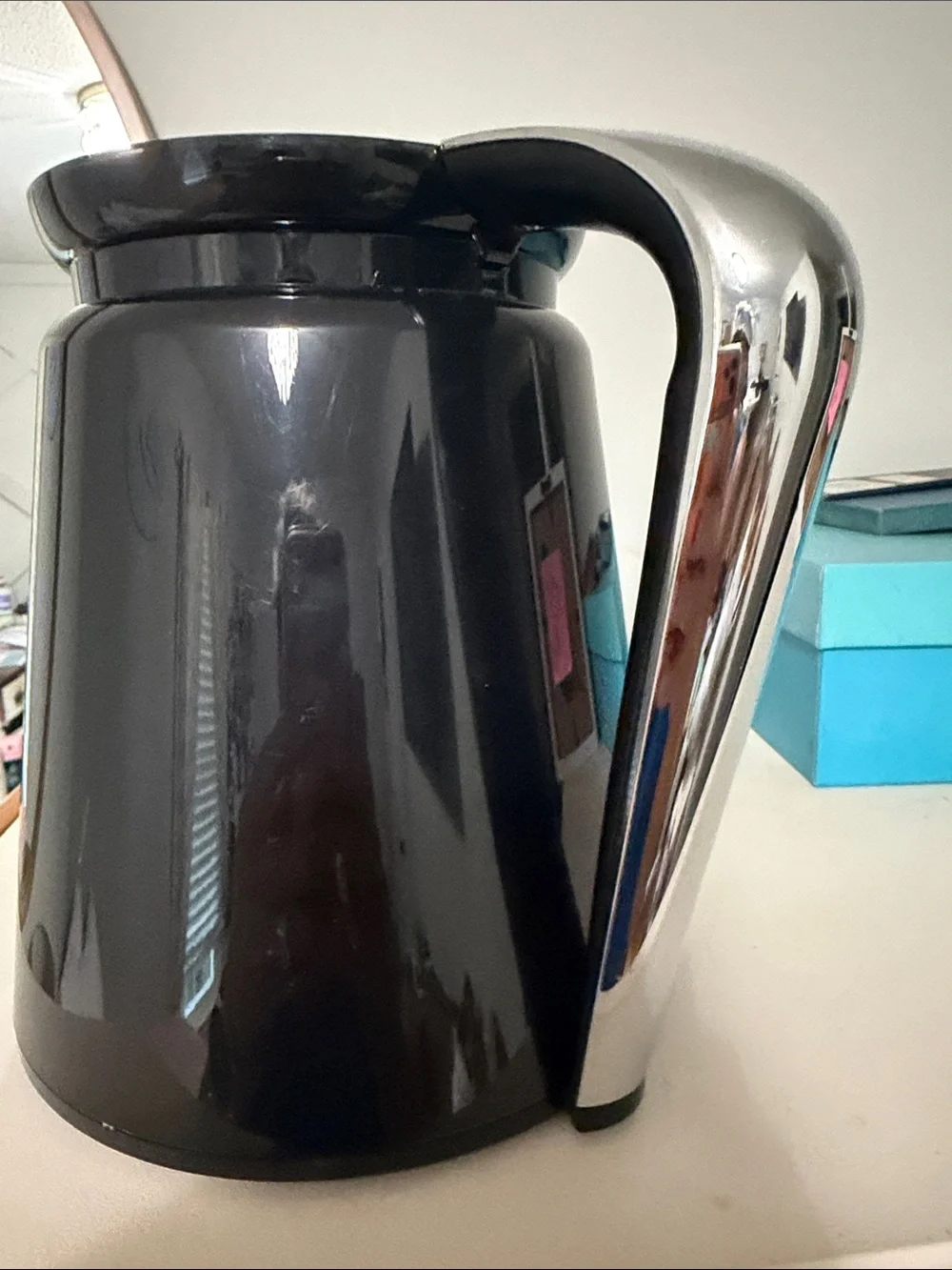 Kerri Black Carafe for coffee making